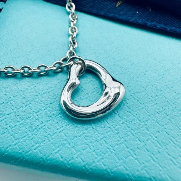 Tiffany & Co. 11 mm Open Heart Bracelet in Sterling Silver 7.5” with Pouch - Picture 4 of 10